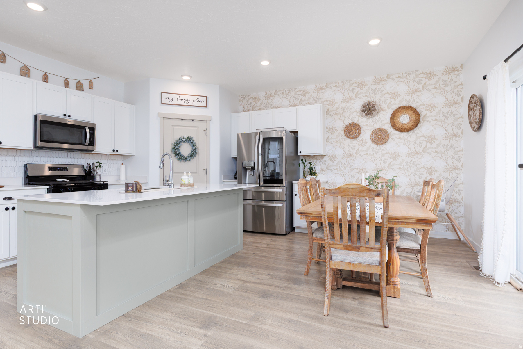 NORTHSHORE - Residential