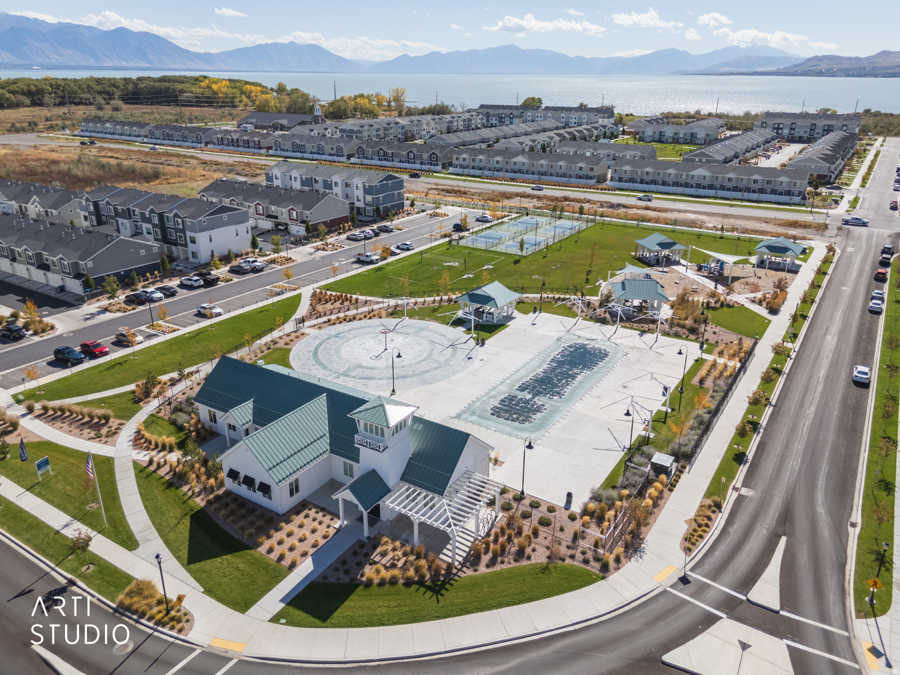 NORTHSHORE - Residential