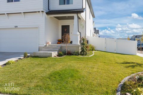 Tiny photo for 628 N SCUTTLEBUTT LN, Saratoga Springs, UT 84045 (MLS # 2121501)