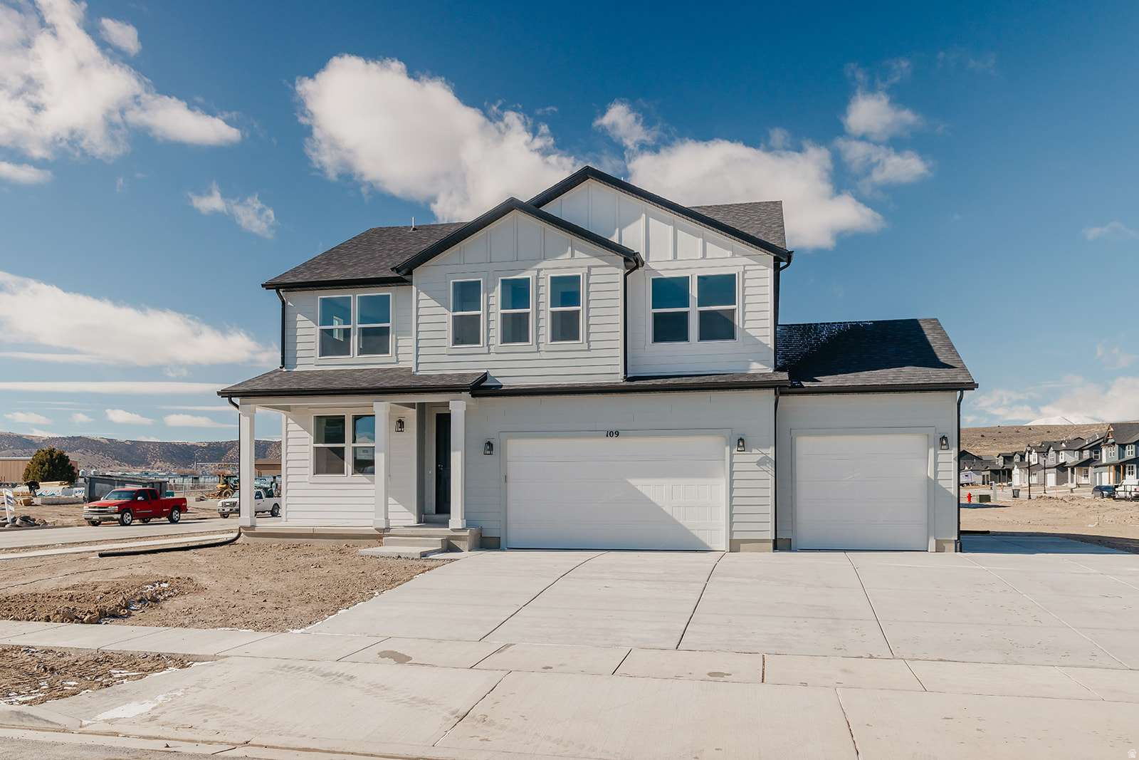 RIVERSIDE ESTATES - Residential