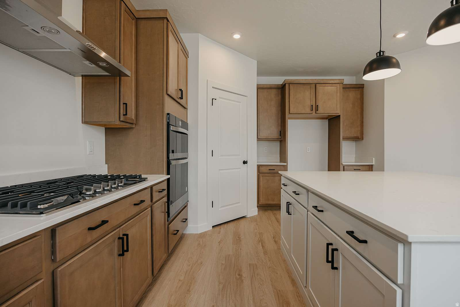 RIVERSIDE ESTATES - Residential