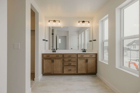 Tiny photo for 927 W MOTOR VU DR, Riverdale, UT 84405 (MLS # 2147734)