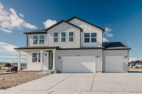 Tiny photo for 927 W MOTOR VU DR, Riverdale, UT 84405 (MLS # 2147734)