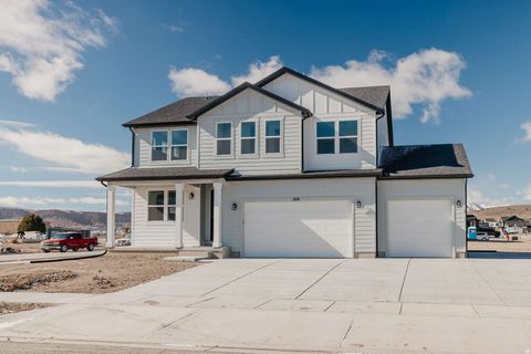 Tiny photo for 927 W MOTOR VU DR, Riverdale, UT 84405 (MLS # 2147734)