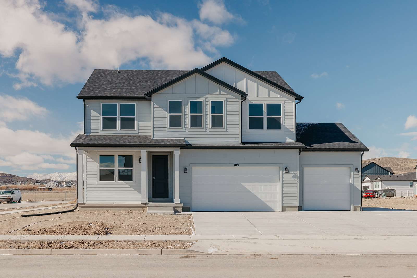 RIVERSIDE ESTATES - Residential