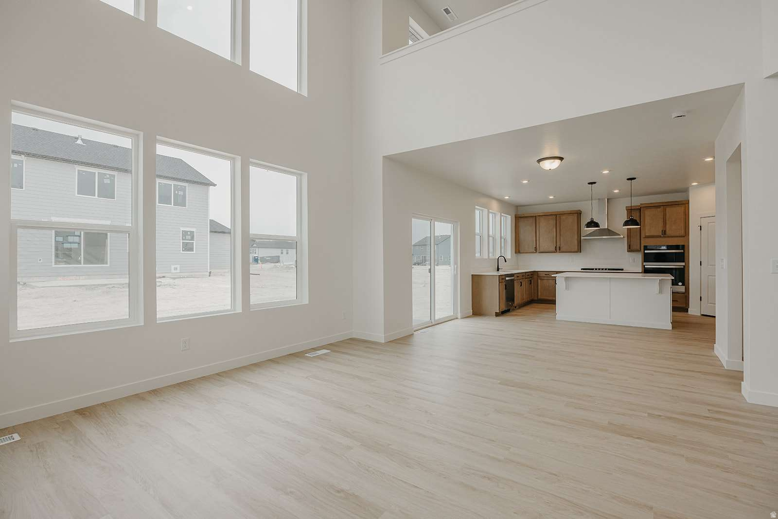 RIVERSIDE ESTATES - Residential