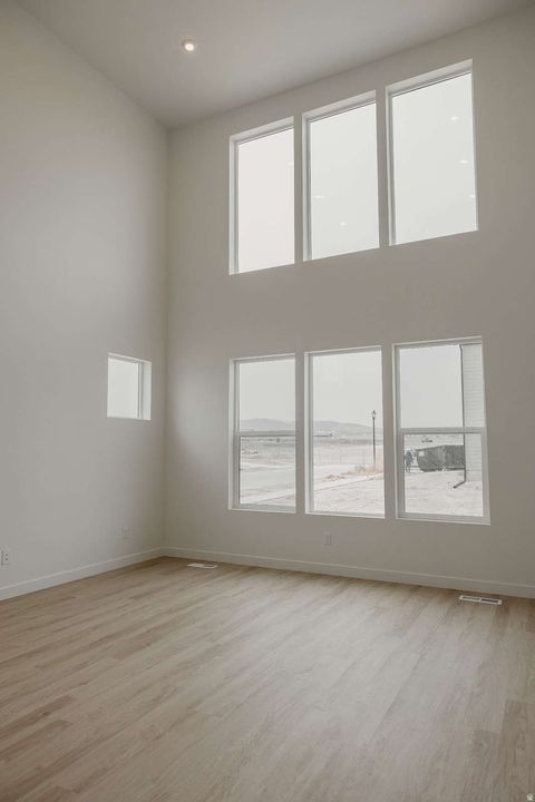 Tiny photo for 927 W MOTOR VU DR, Riverdale, UT 84405 (MLS # 2147734)