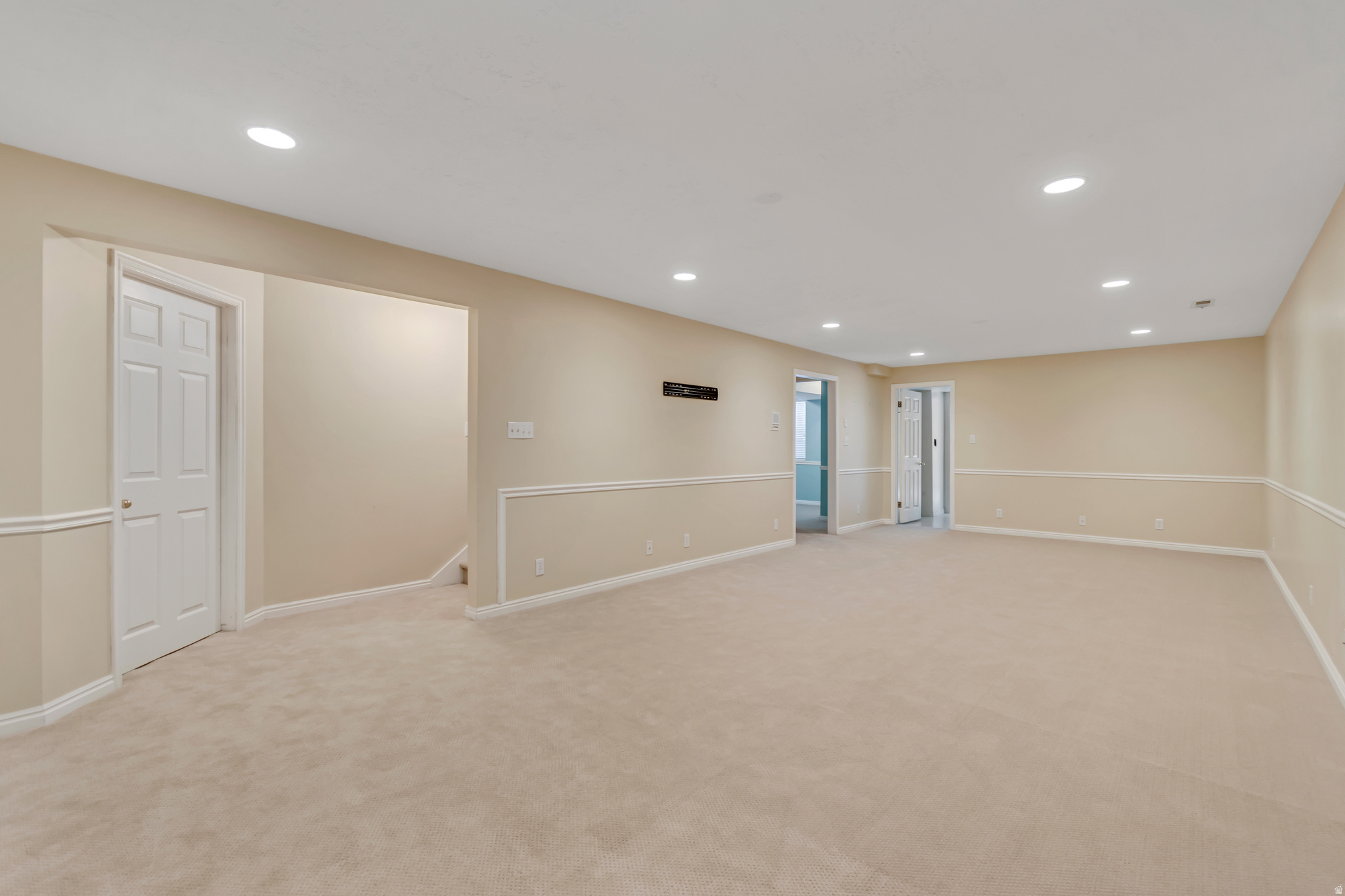 CORNERSTONE CONDO - Residential