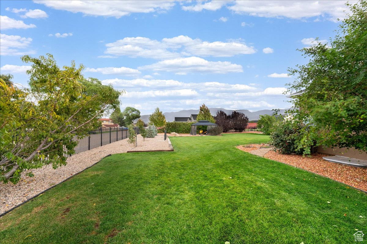 HAWTHORN SUBDIVISION - Residential