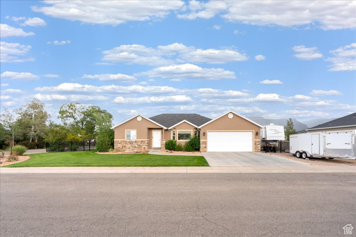 HAWTHORN SUBDIVISION - Residential