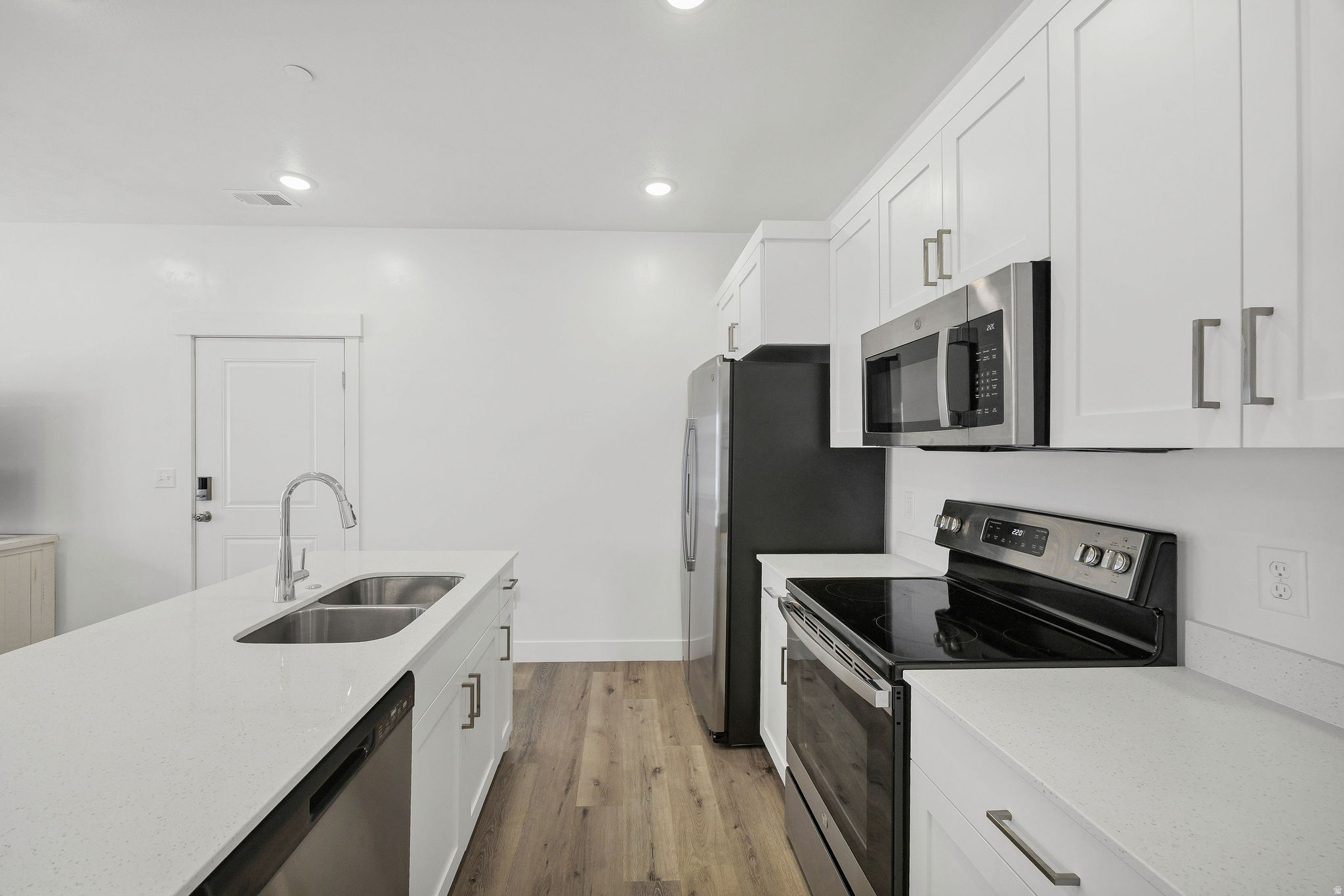 RIDGELINE PARK - Residential