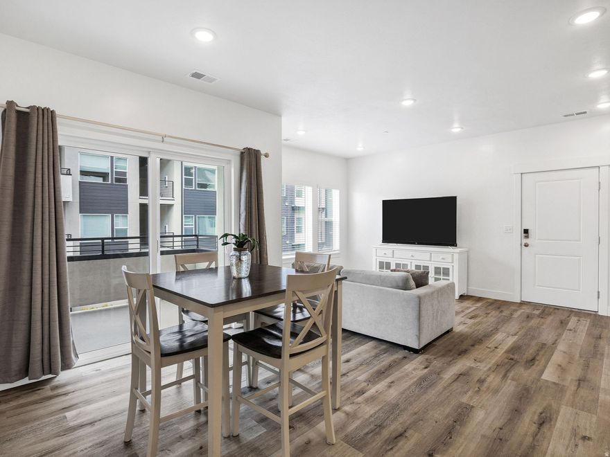 Beautiful condo in the heart of Nibley featuring modern finishes, open concept living, and abundant natural light. Enjoy living with nearby parks, trails, and quick access to Logan. A perfect opportunity for first time buyers, investors, or anyone looking for comfortable living.   Square footage figures are provided as a courtesy estimate only and were obtained from county records. Buyer is advised to obtain an independent measurement.
