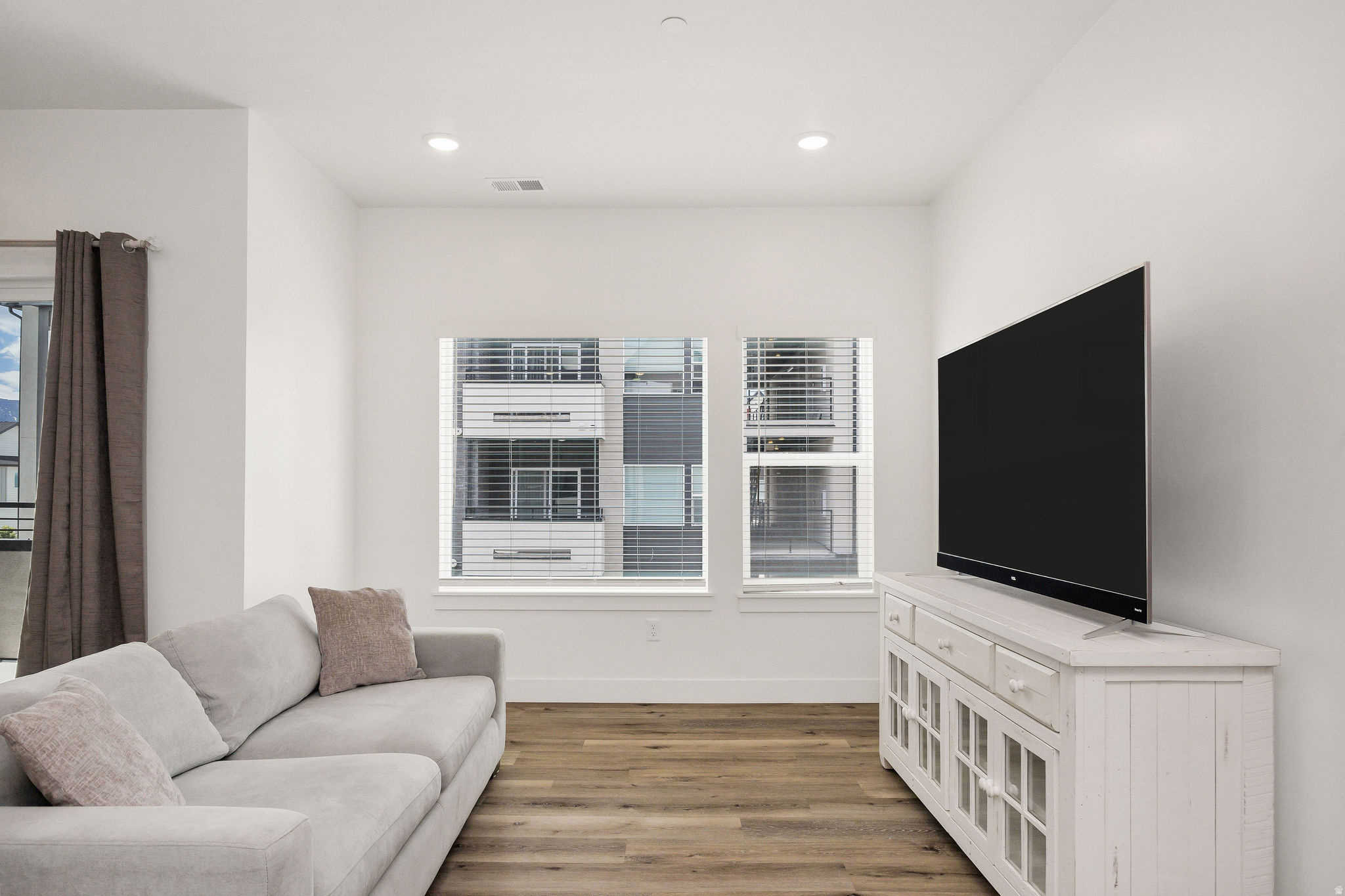 RIDGELINE PARK - Residential