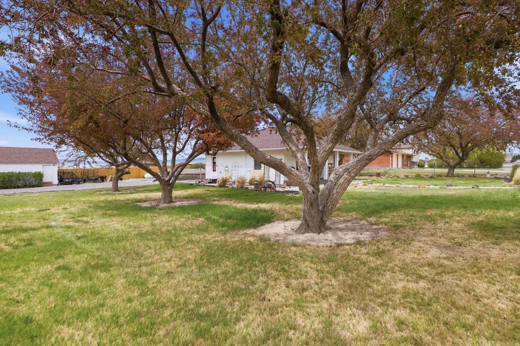 Photo of 82 S 100 W, Lyman, UT 84749 (MLS # 2153645)