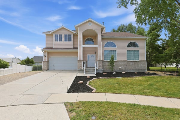 8784 S PEBBLECREEK RD, WEST JORDAN, UT 84081 - Image 8f014b7e7982f6ec5adb330c23745e94/4094824545