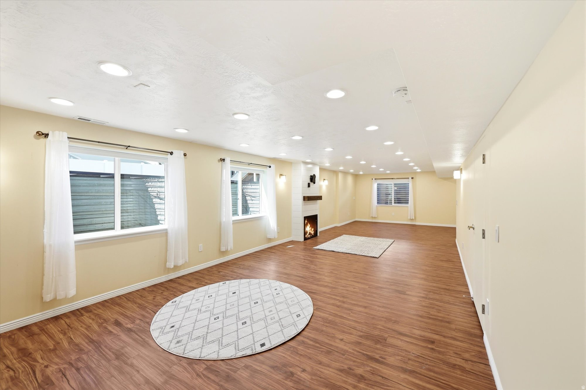 ELK RUN - Residential