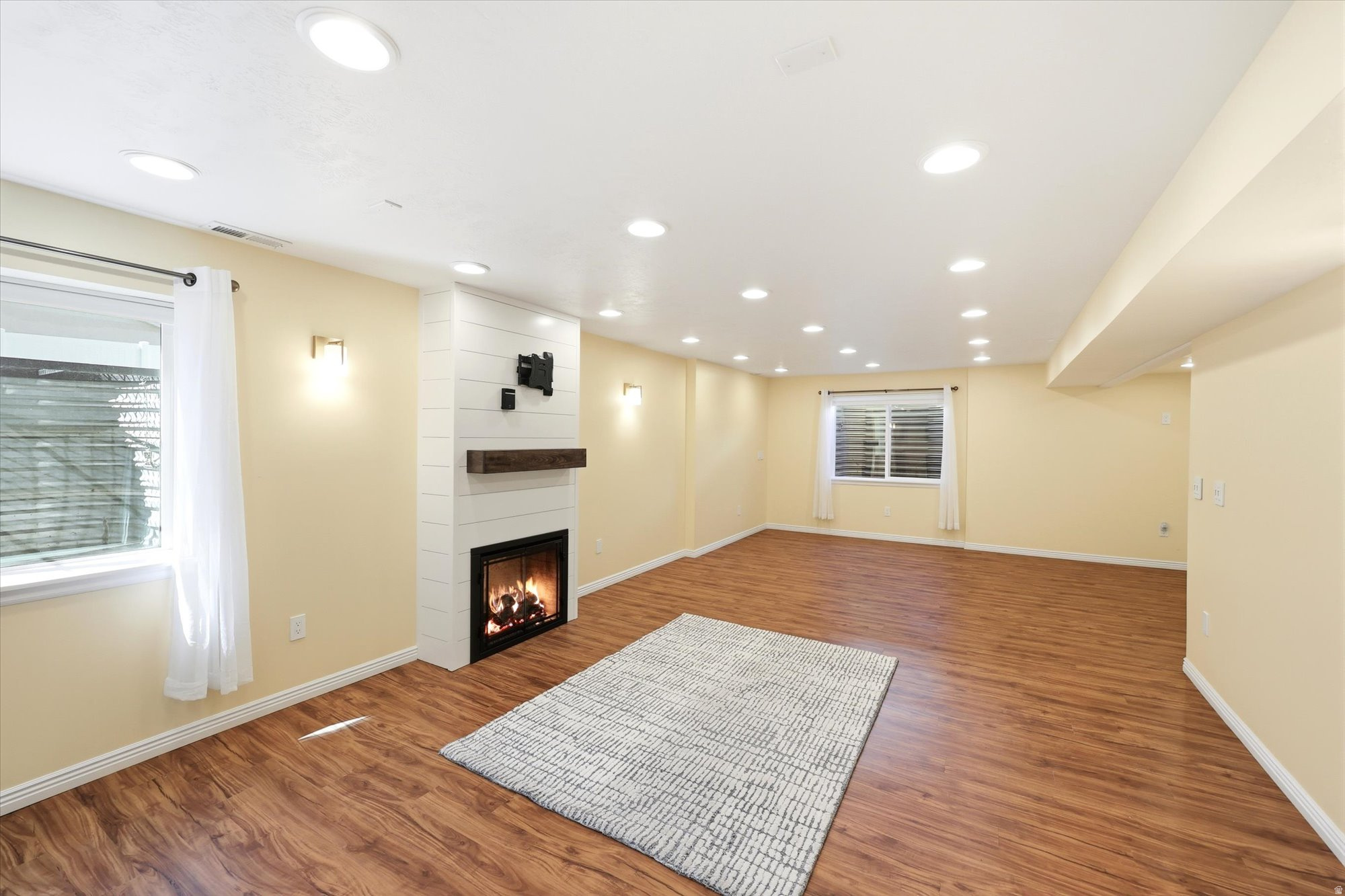 ELK RUN - Residential