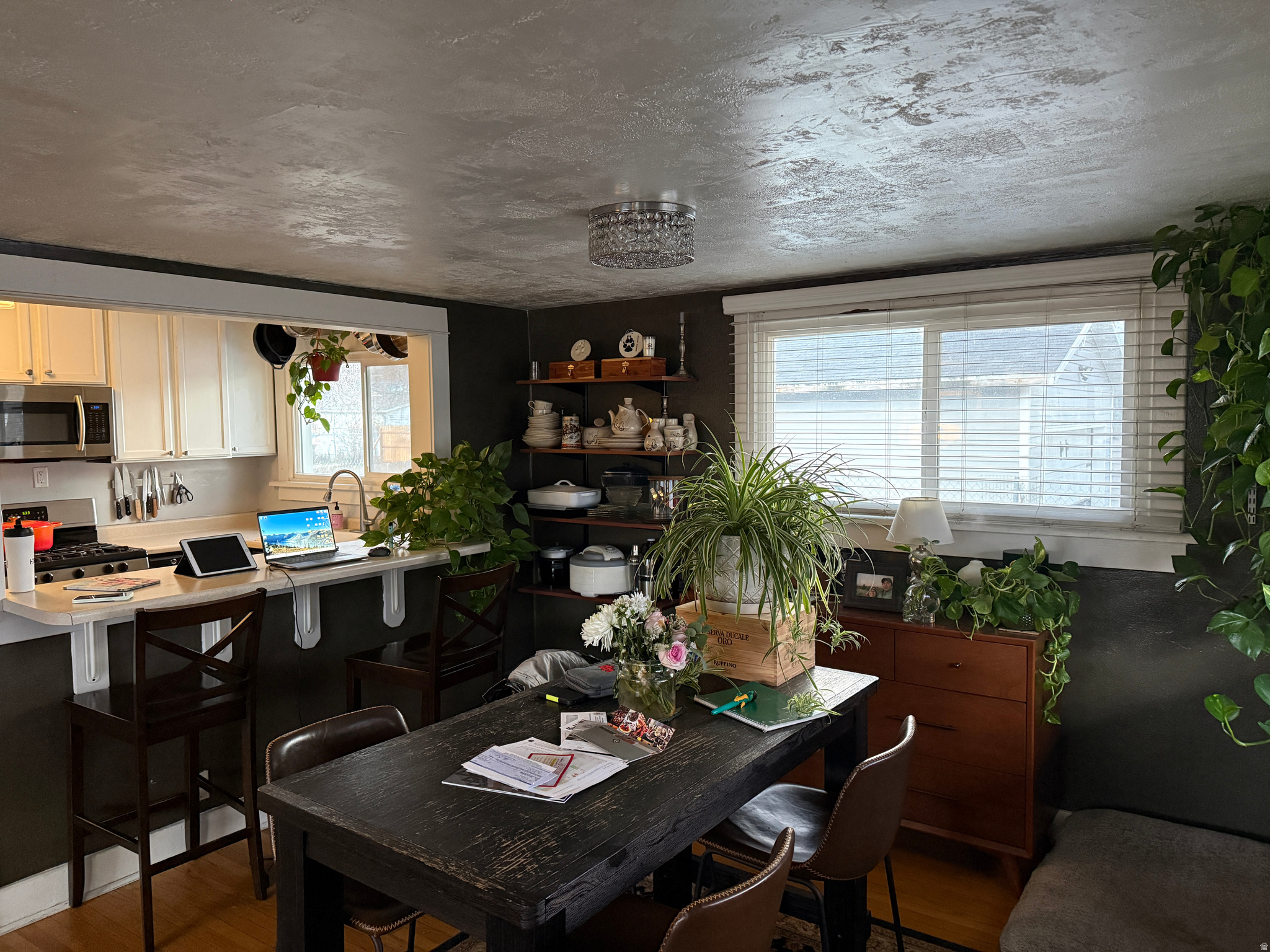 CAPITOL - Residential