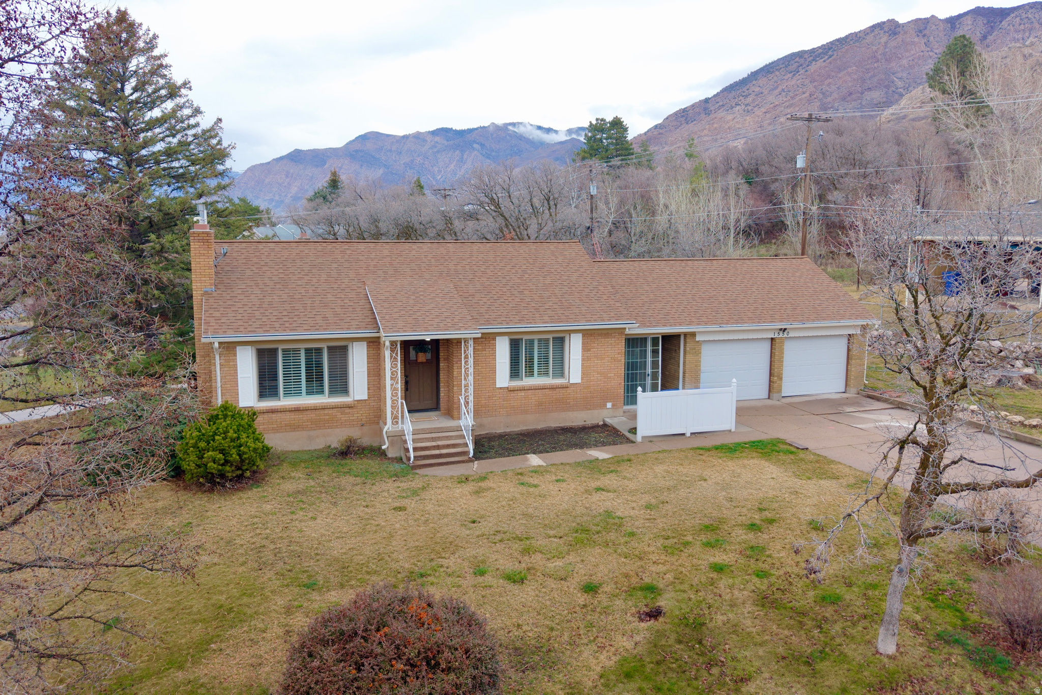 UNIVERSITY PLACE ADD - Residential