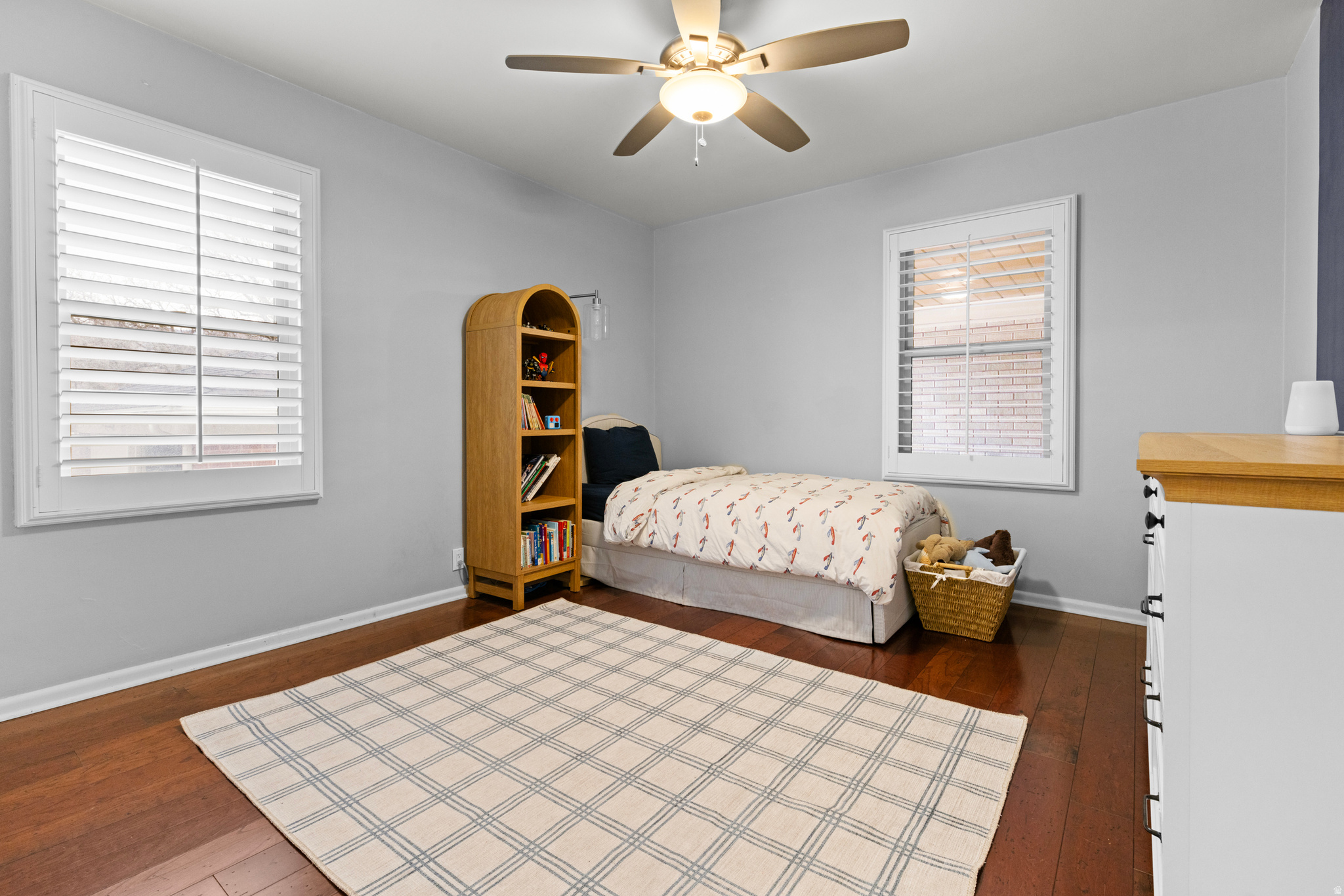 UNIVERSITY PLACE ADD - Residential