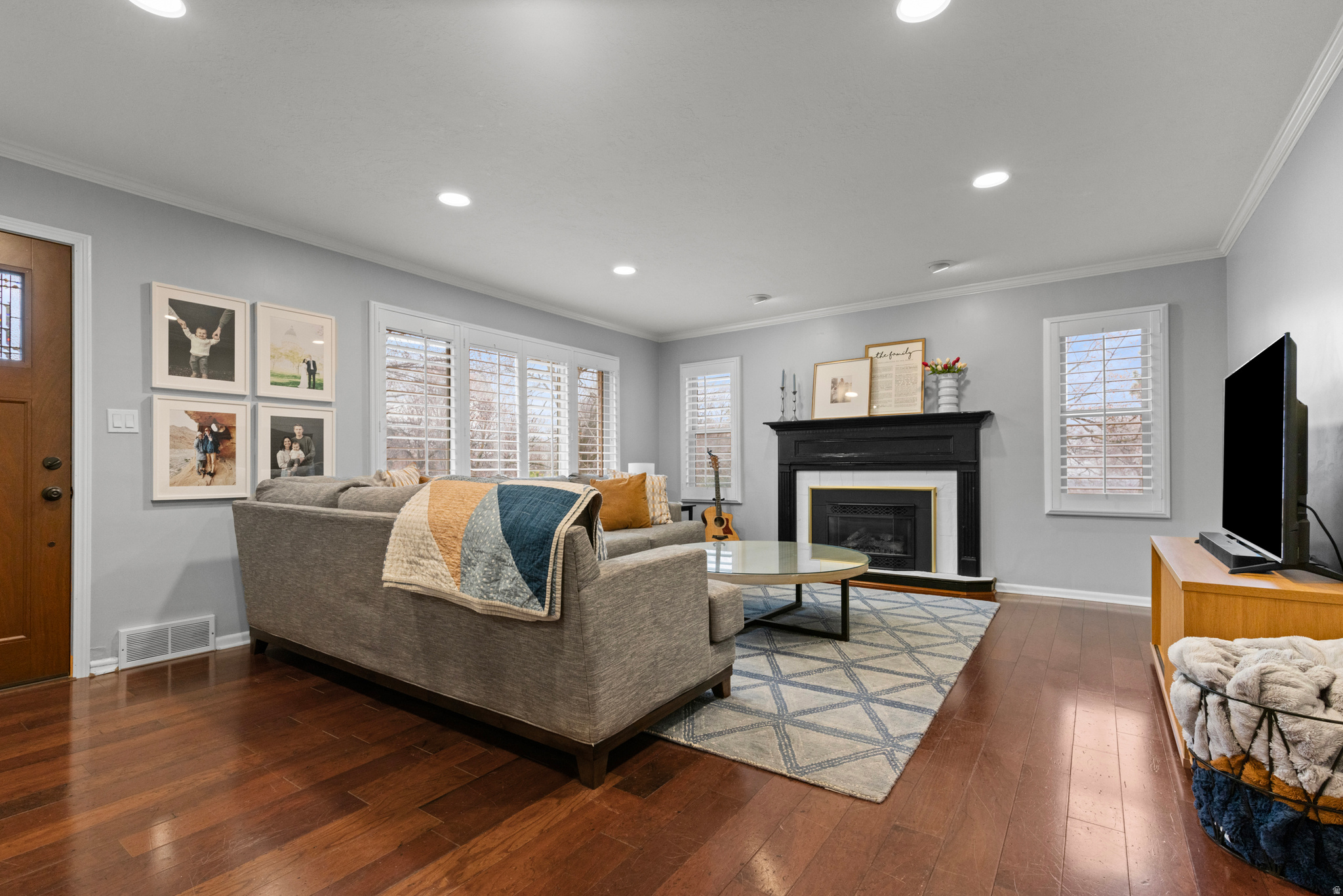 UNIVERSITY PLACE ADD - Residential