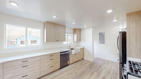 Tiny photo for 1361 E 400 S, Springville, UT 84663 (MLS # 2134956)