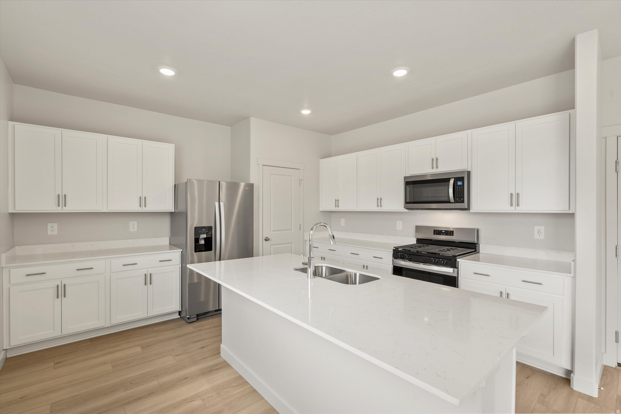 STRATTON ACRES - Residential