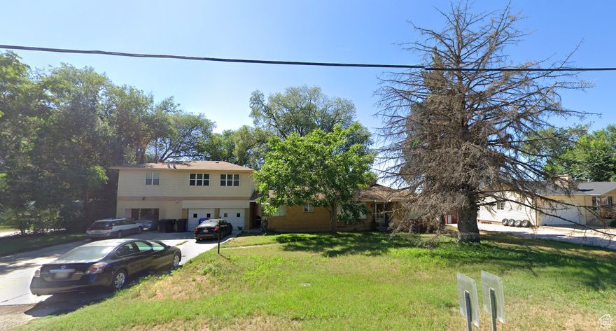 Discover this exceptional 1.74-acre horse property! Currently an income-producing gem with two tenants in place. Please avoid disturbing the tenants. A fantastic opportunity awaits-schedule your visit today!