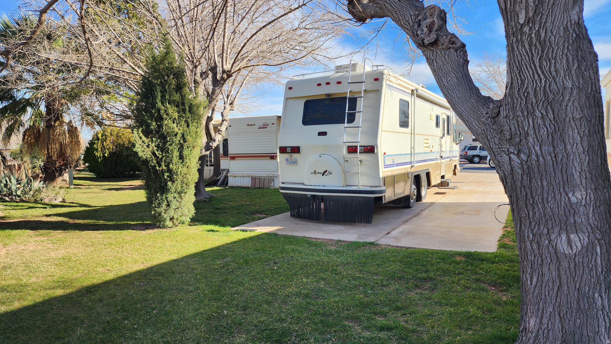 PALMS OF ST GEORGE - Land