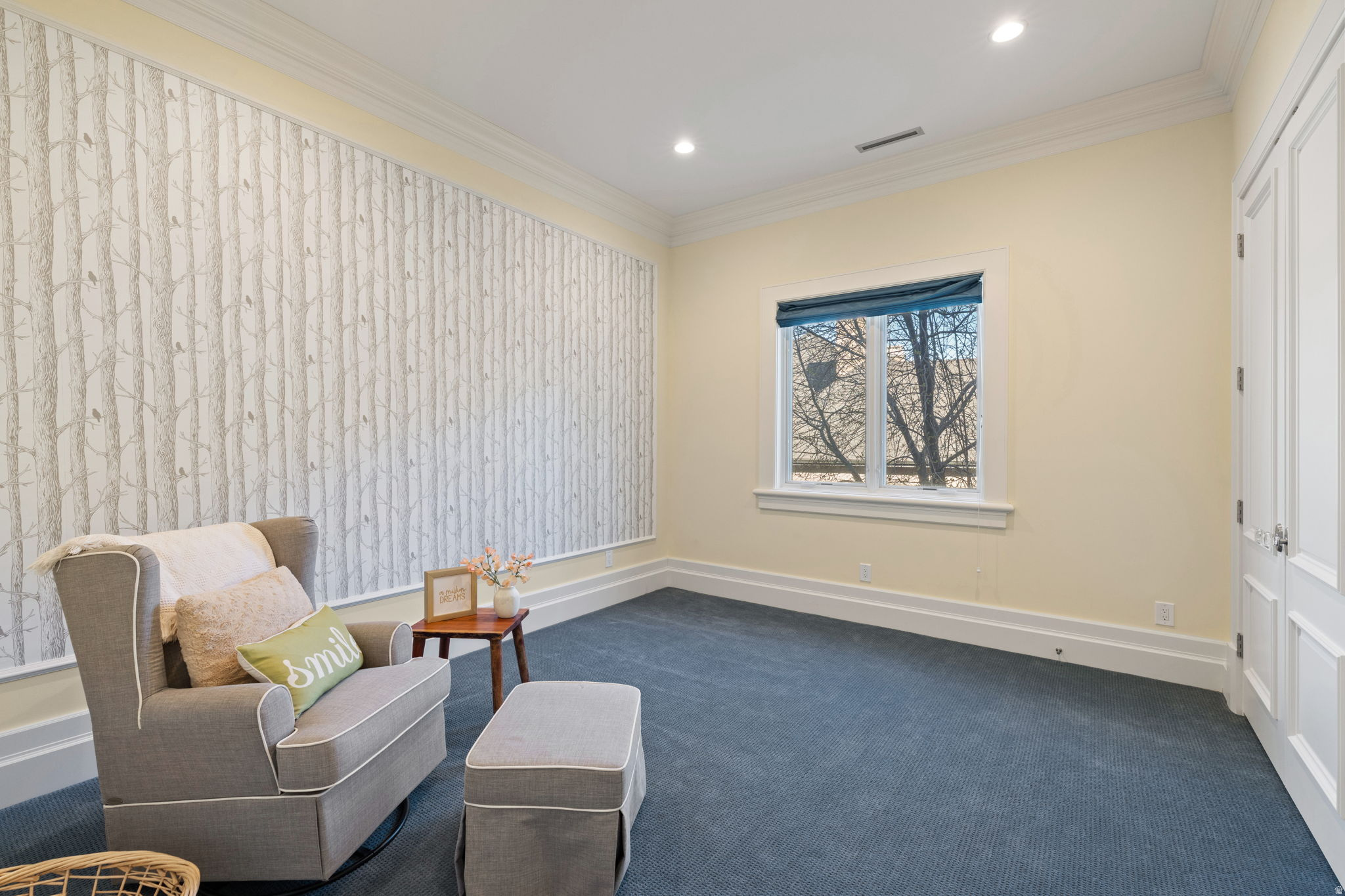 COVE IN CORNERCANYON - Residential