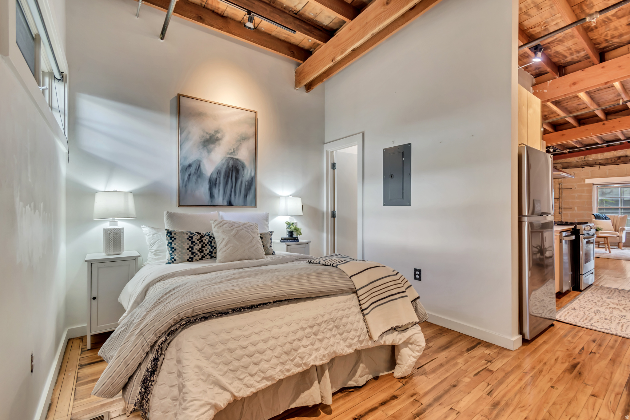 PIERPONT LOFTS - Residential