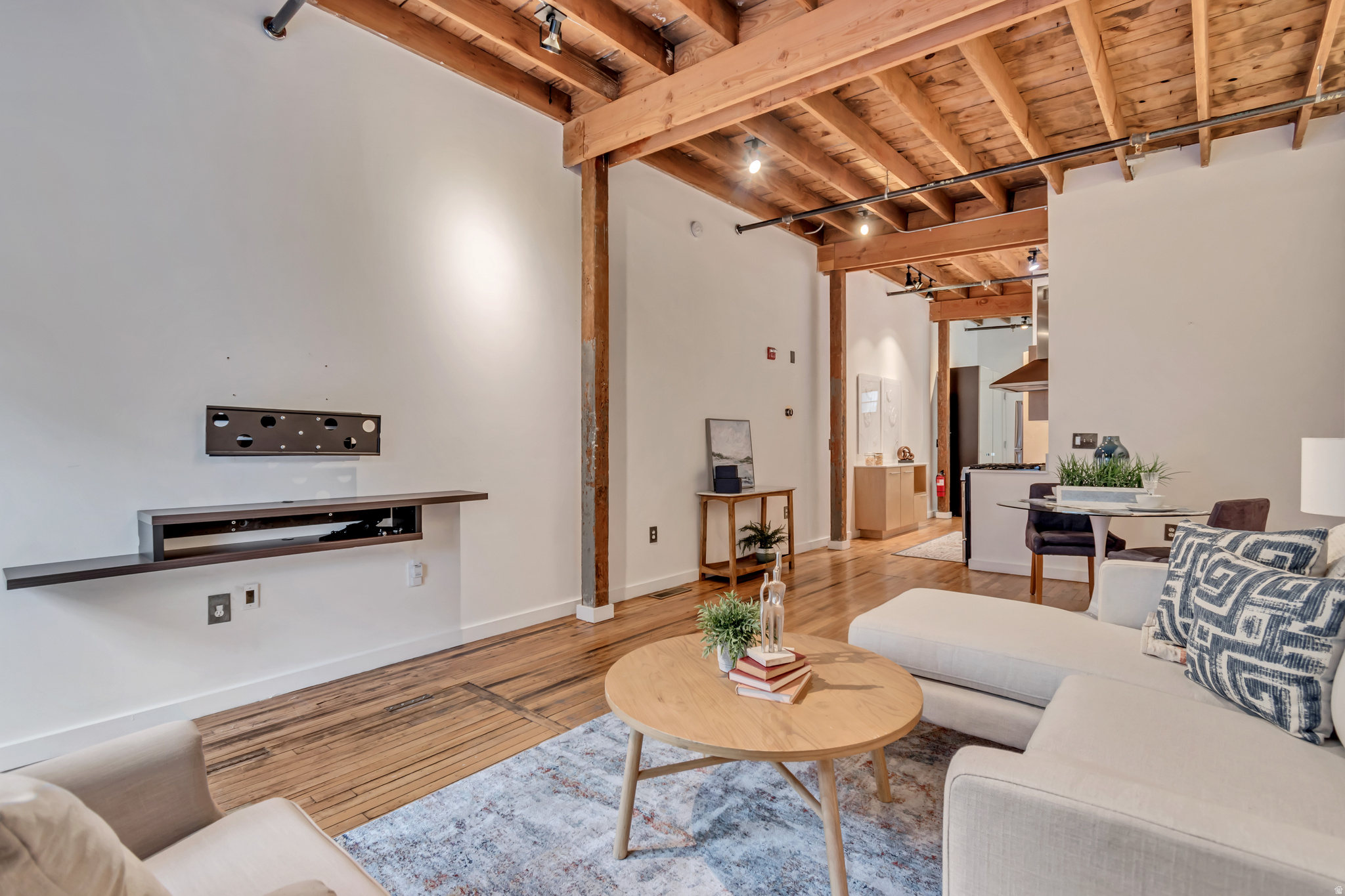 PIERPONT LOFTS - Residential