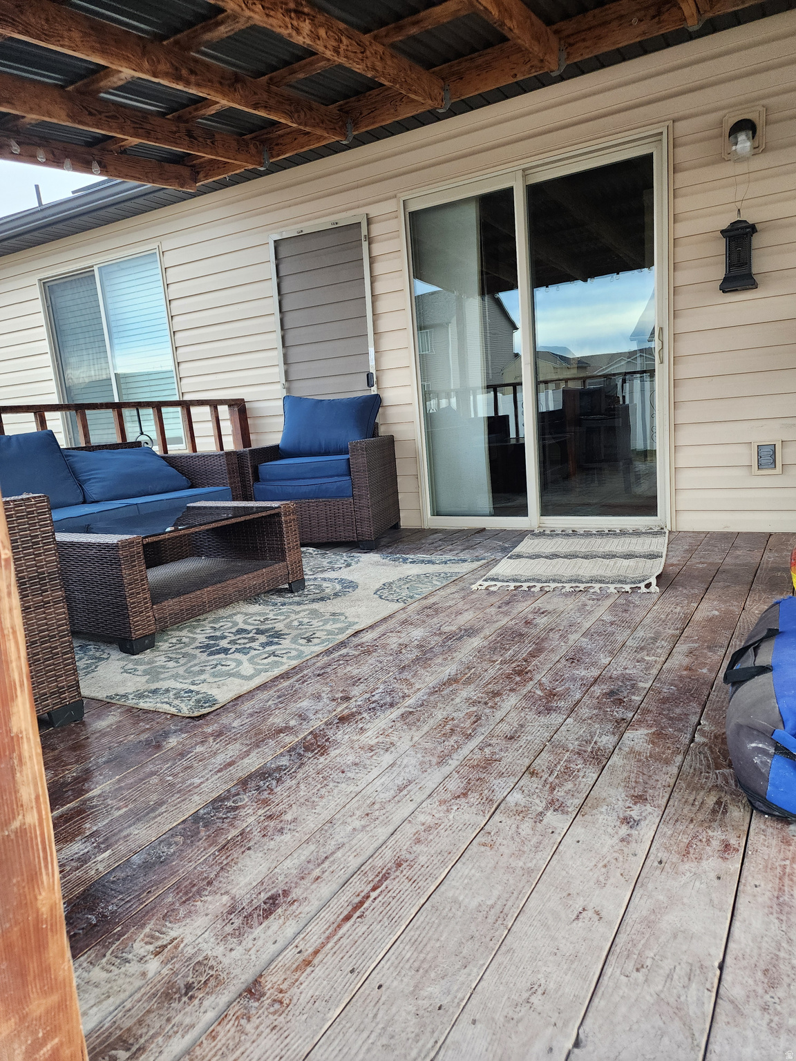 CHATEAU RIVER - Residential