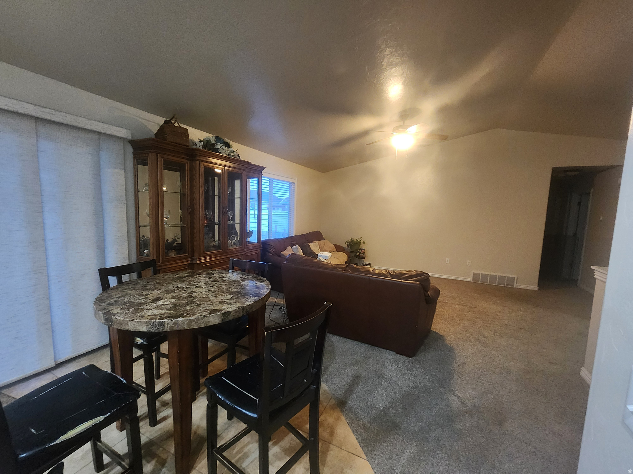 CHATEAU RIVER - Residential