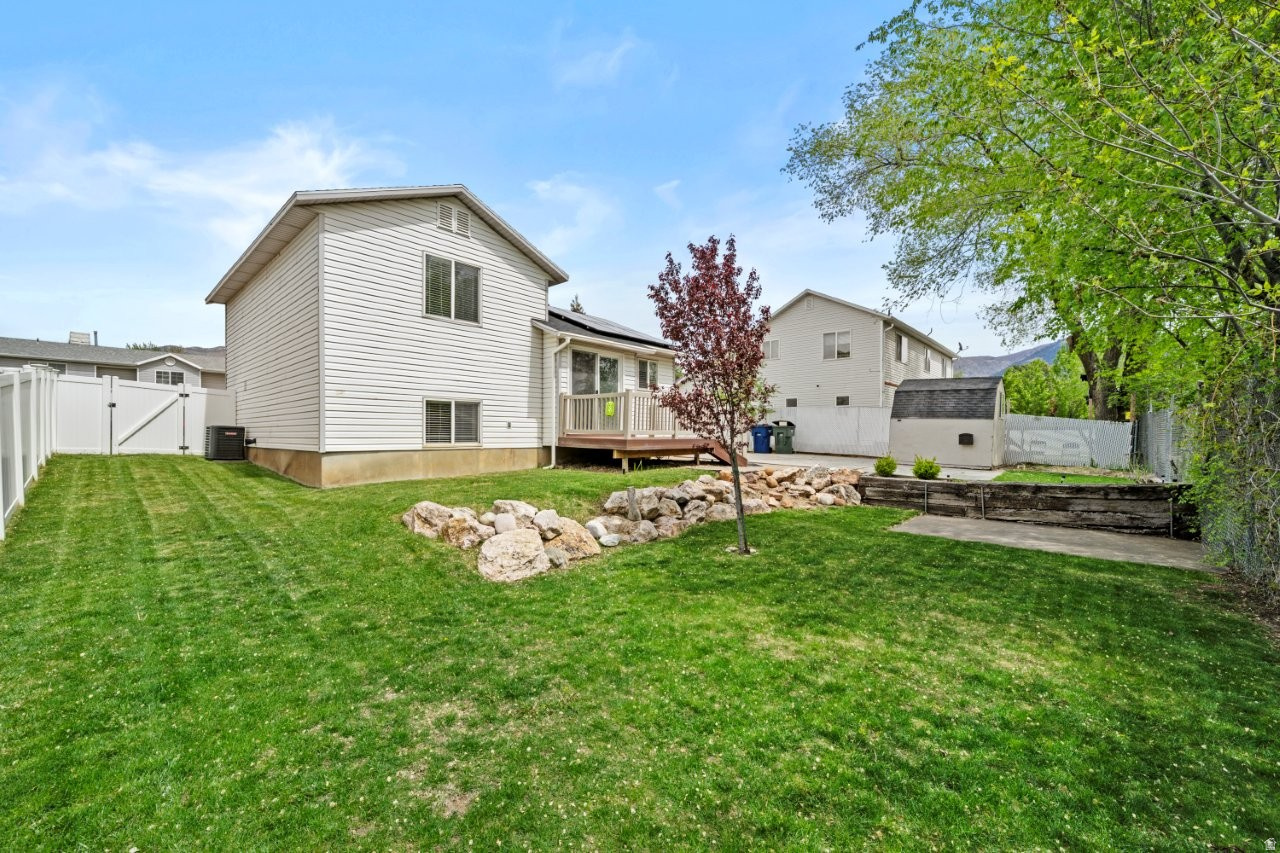 REDFORD ESTATES - Residential