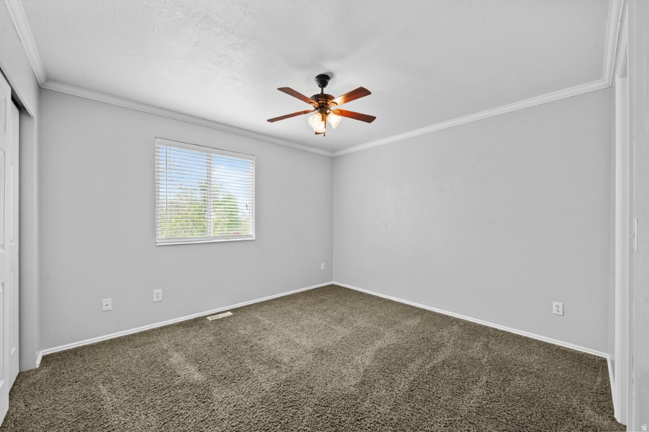 REDFORD ESTATES - Residential