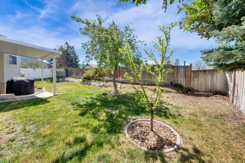 Tiny photo for 1039 E 4975 S, Ogden, UT 84403 (MLS # 2157093)