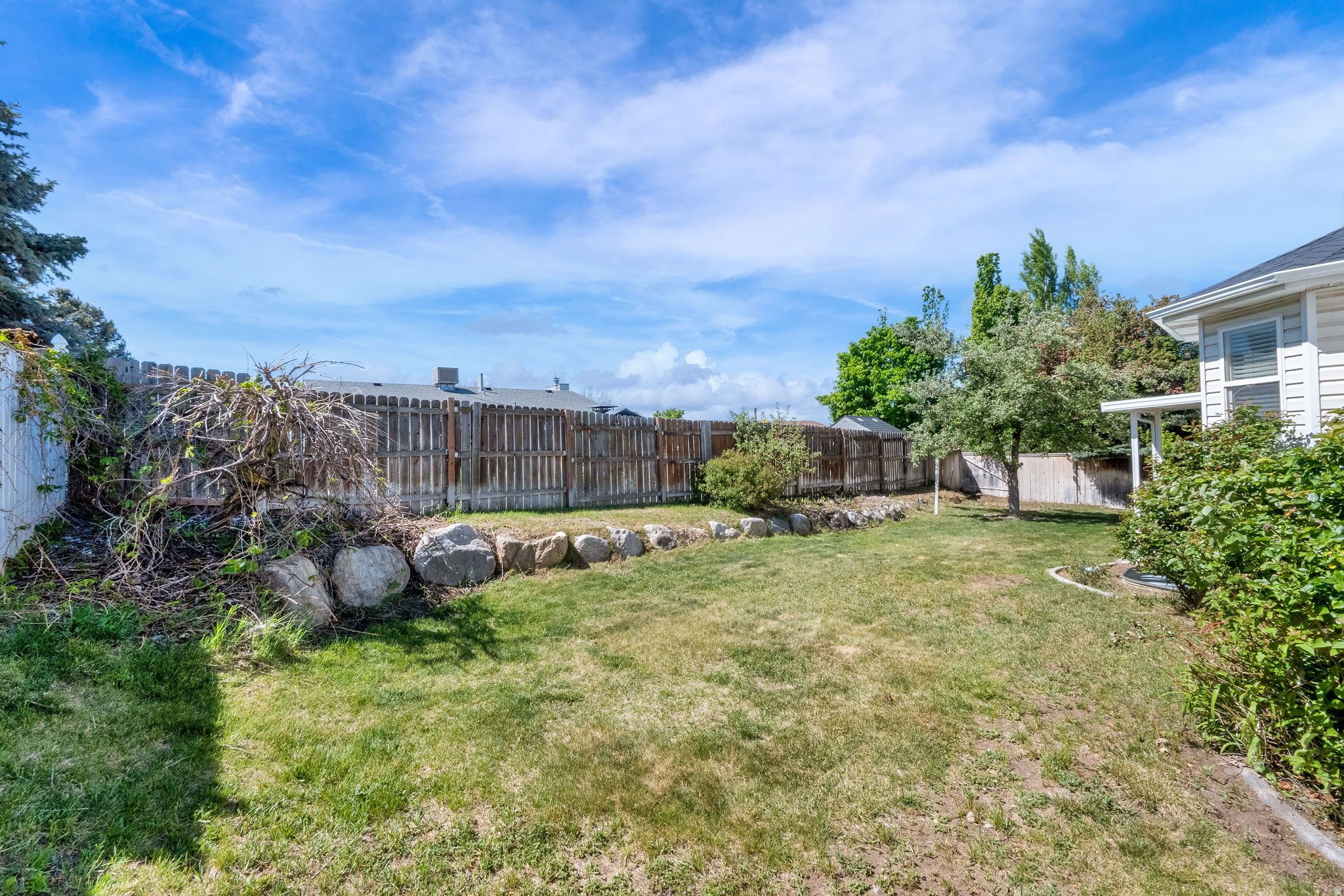 ROLLING OAKS - Residential