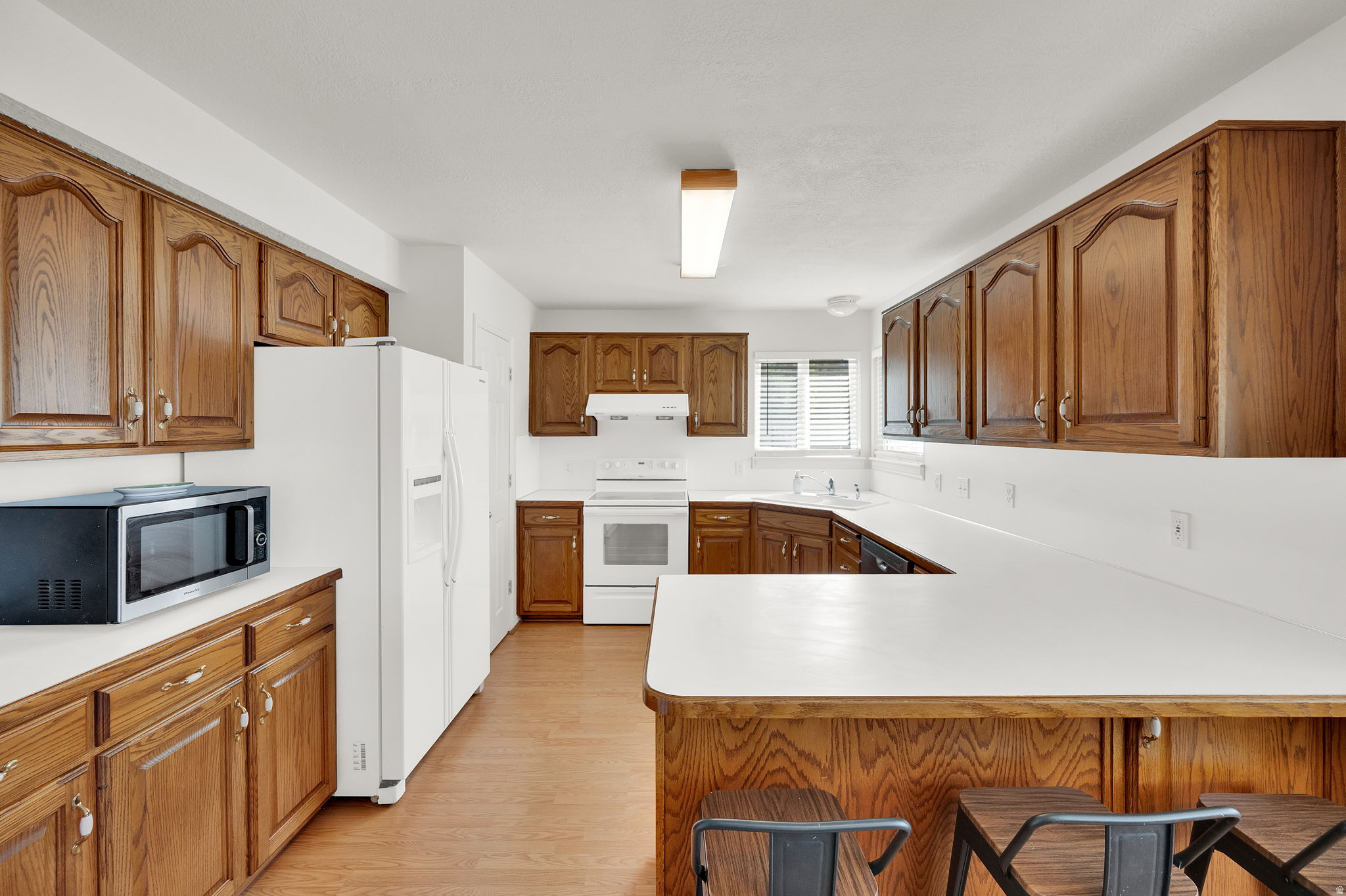 ROLLING OAKS - Residential