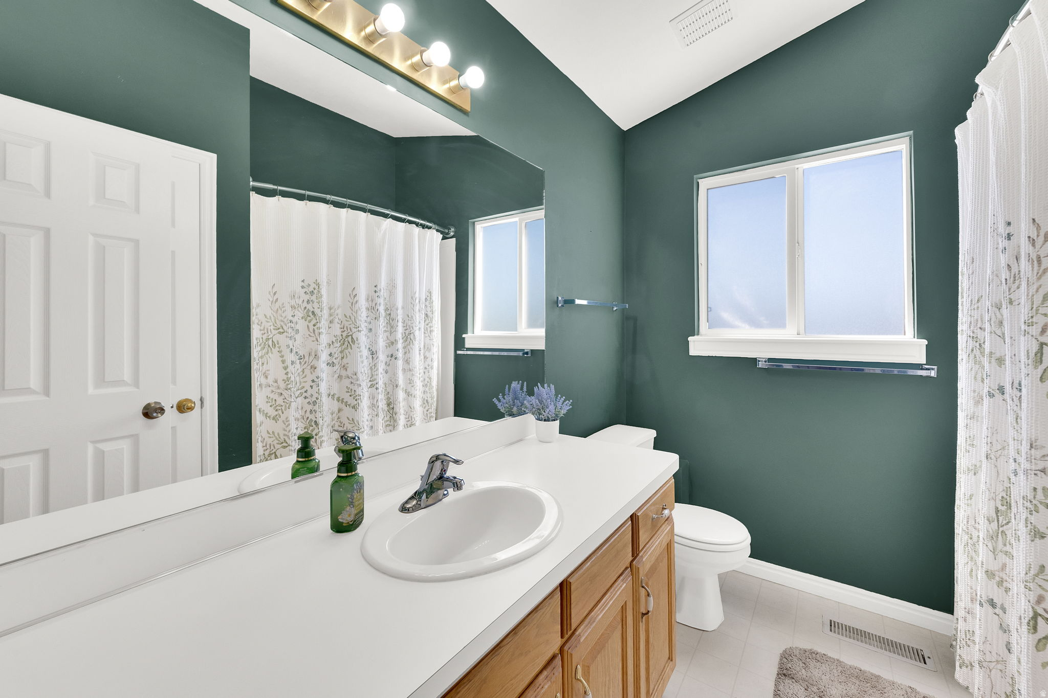 ROLLING OAKS - Residential