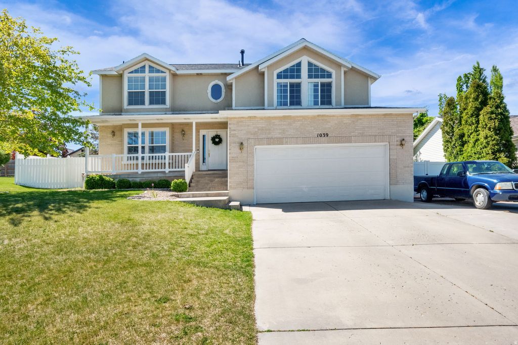 Photo of 1039 E 4975 S, Ogden, UT 84403 (MLS # 2157093)
