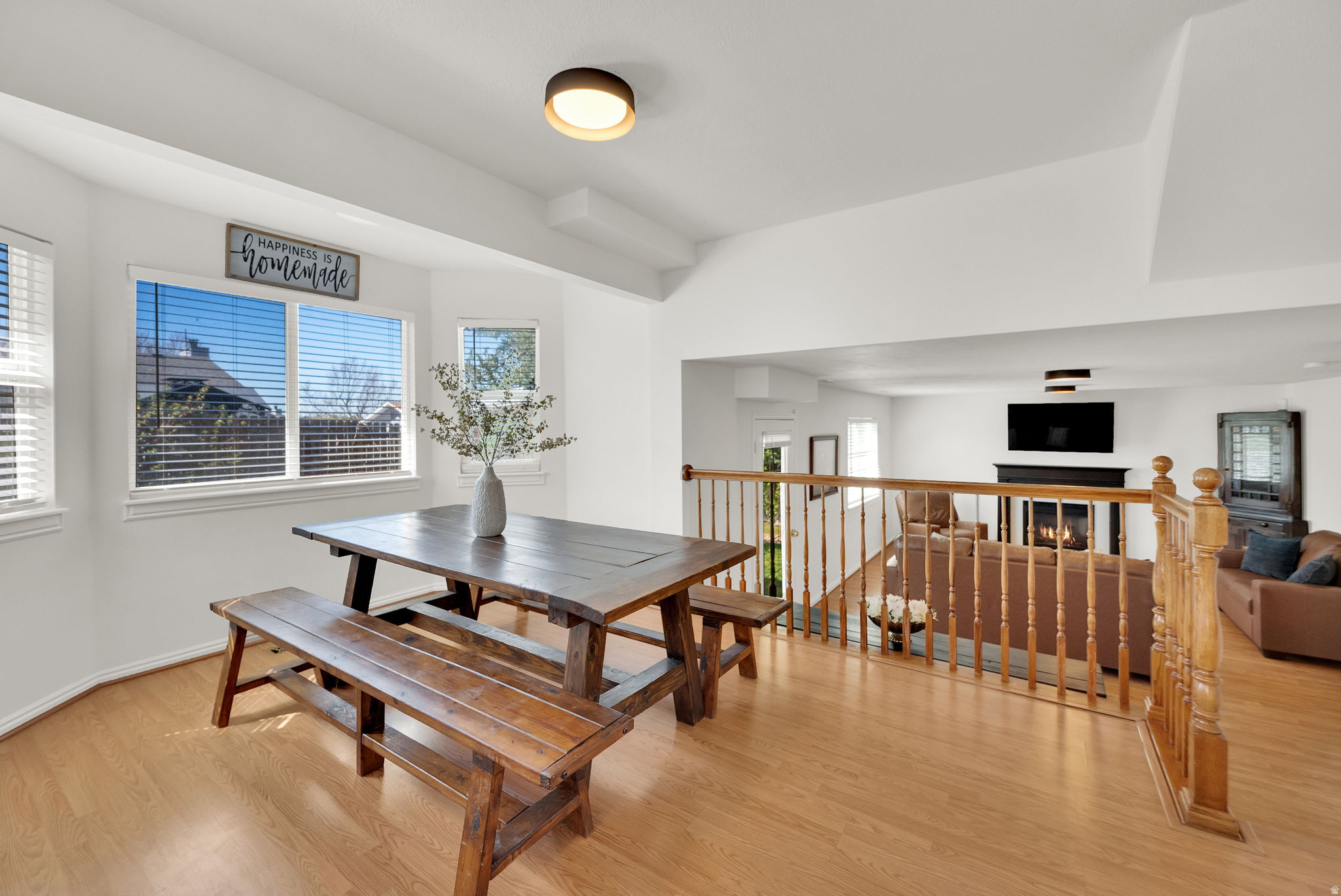 ROLLING OAKS - Residential