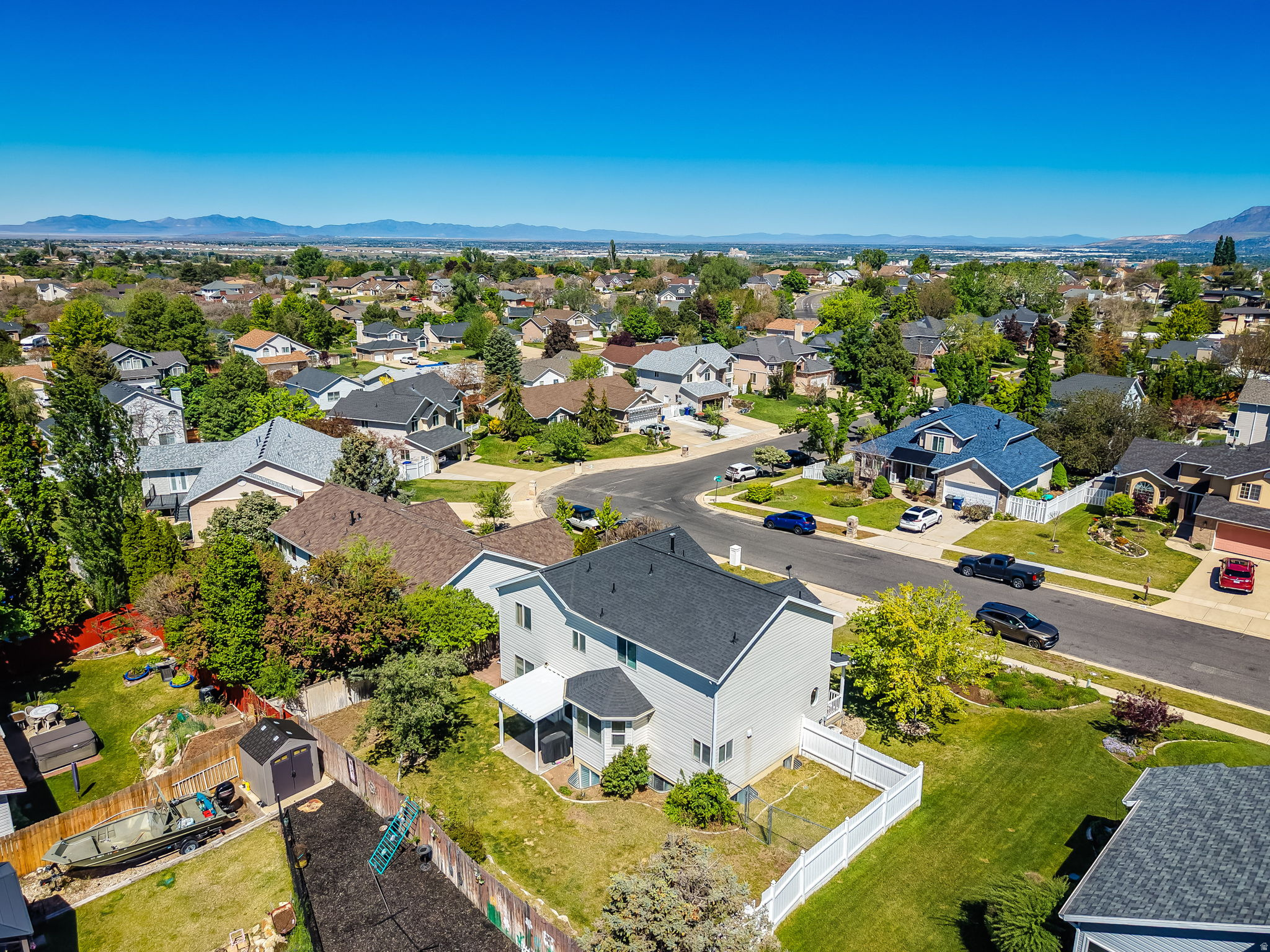 ROLLING OAKS - Residential