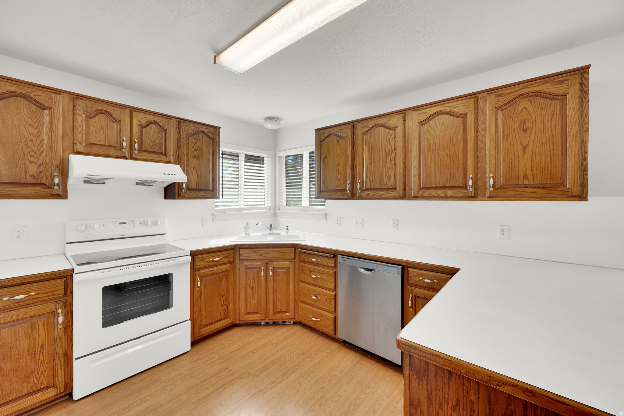 ROLLING OAKS - Residential