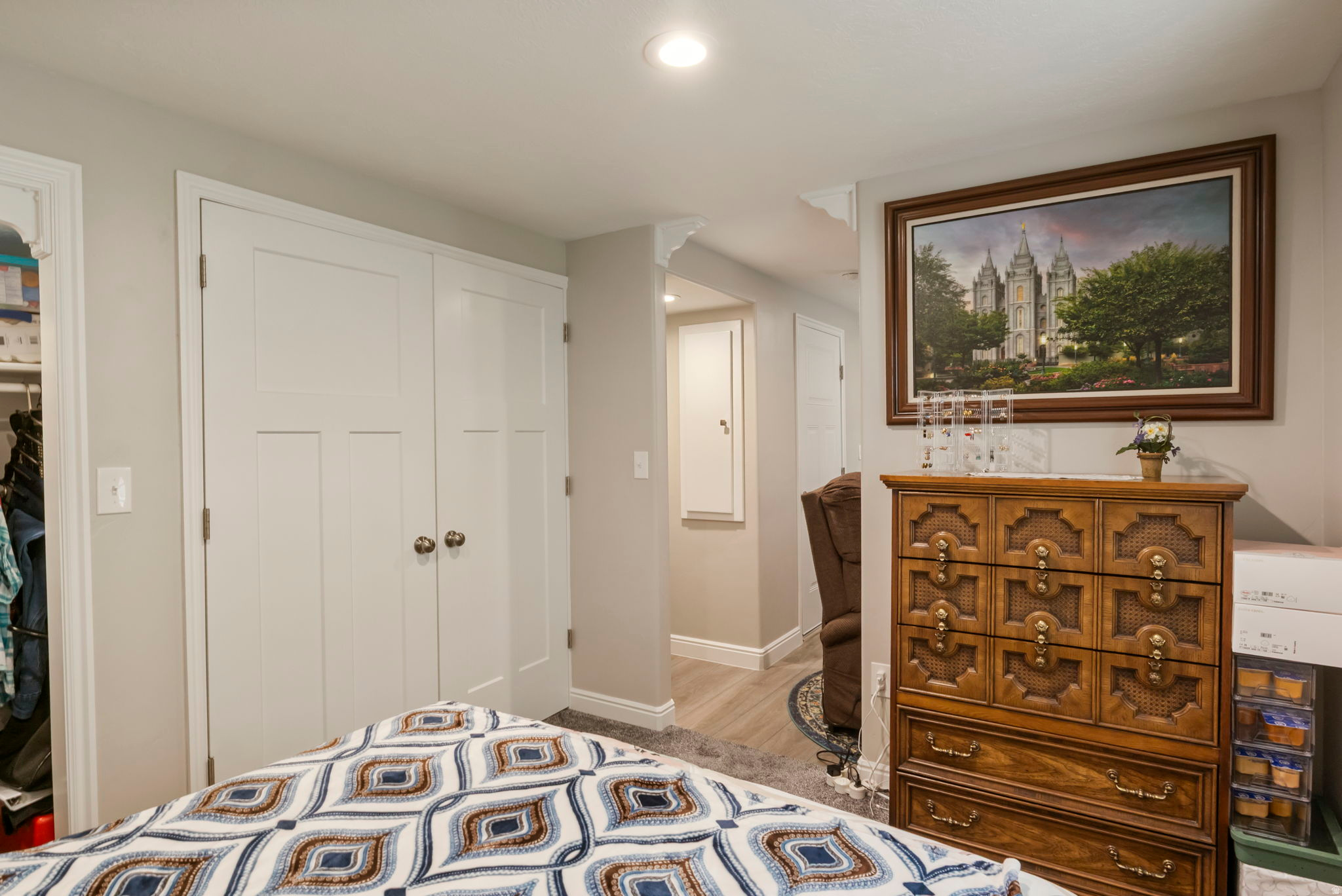 HUNTERS MEADOW SUBD - Residential