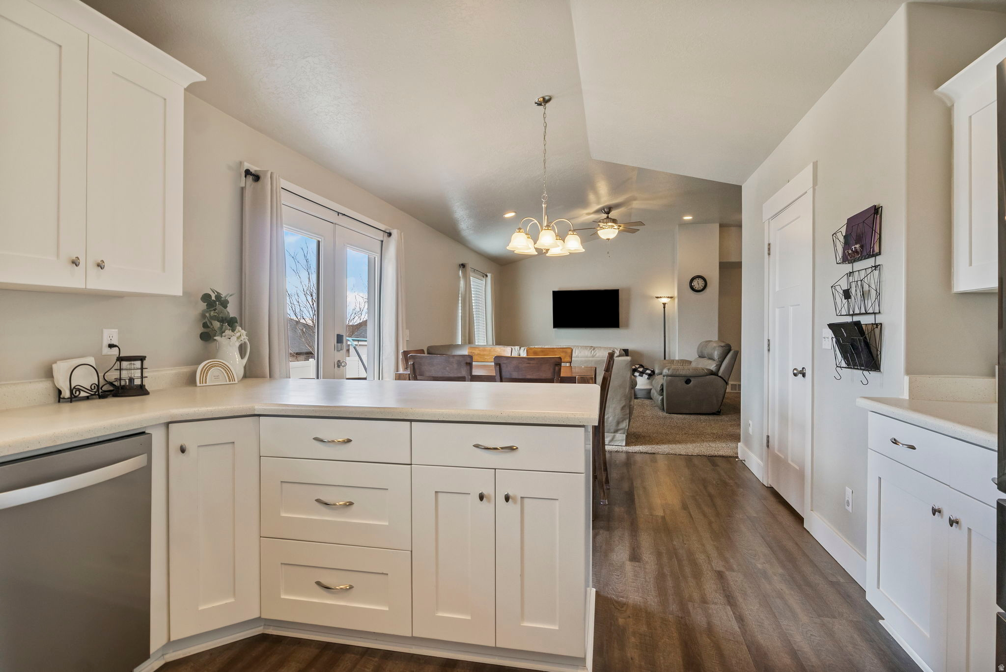 HUNTERS MEADOW SUBD - Residential