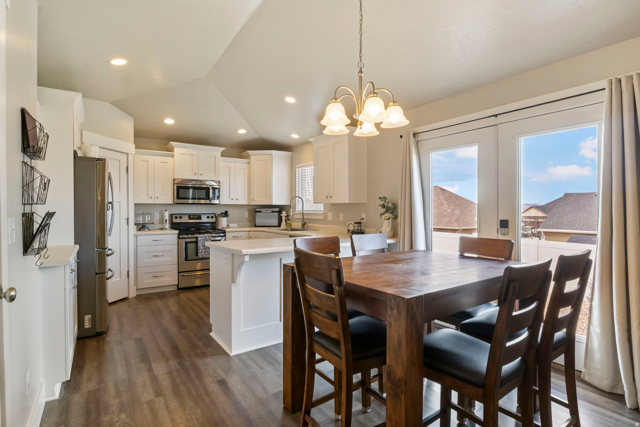 HUNTERS MEADOW SUBD - Residential