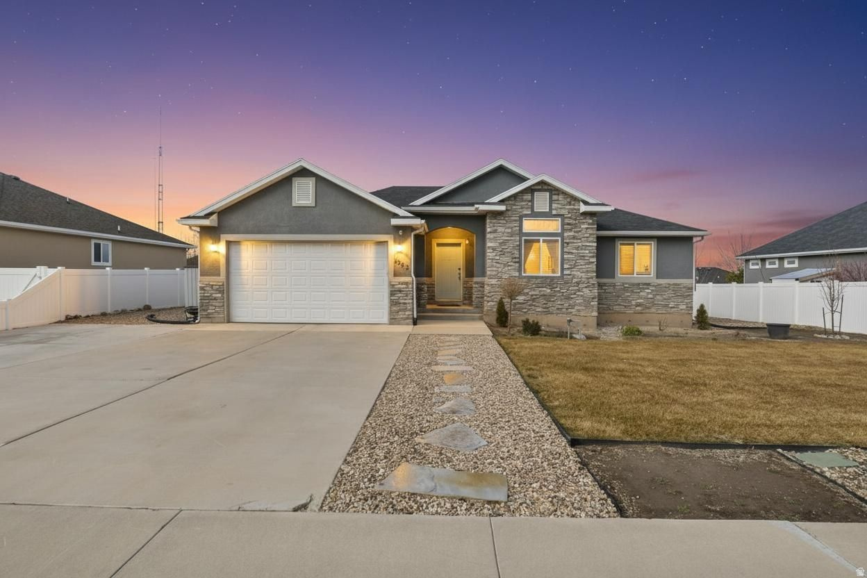 HUNTERS MEADOW SUBD - Residential