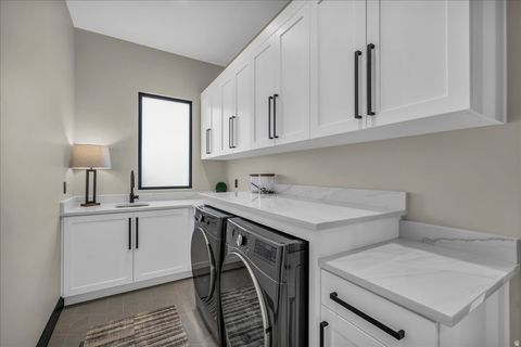 Tiny photo for 2276 S BIRKEN ST, Washington, UT 84780 (MLS # 2158744)