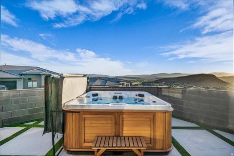 Tiny photo for 2276 S BIRKEN ST, Washington, UT 84780 (MLS # 2158744)